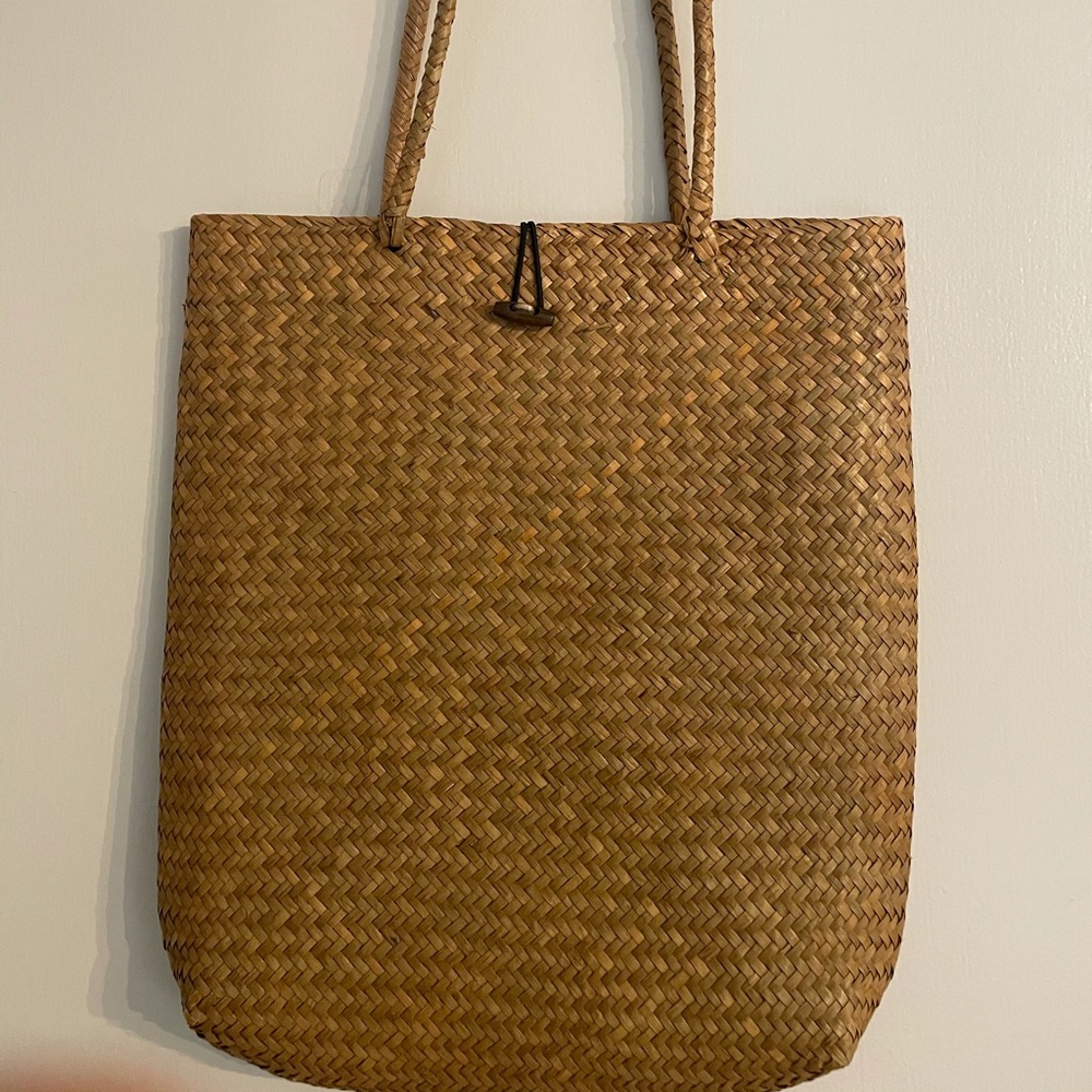 NWOT natural raffia bag